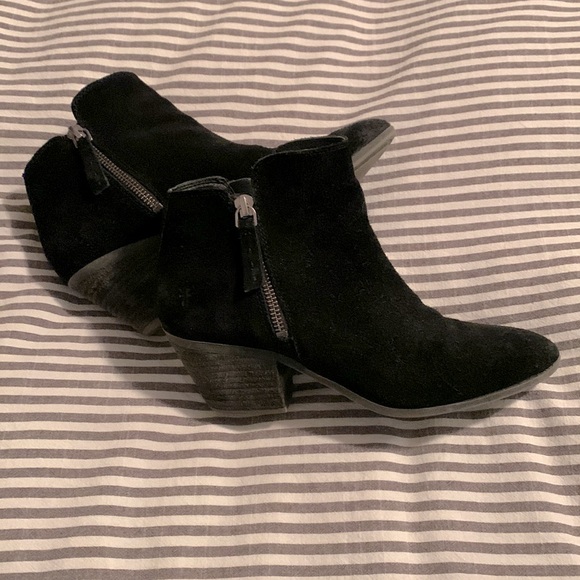 Frye Shoes - Black FRYE booties